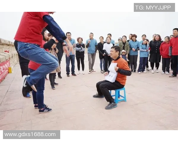 足球明星携手三星广告展现激情与梦想的完美结合 足球明星携手三星广告展现激情与梦想的完美结合